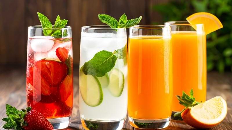 Yaz Aylarında Serinleten İçecekler